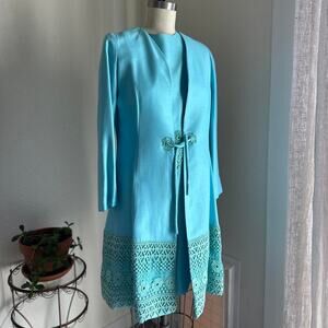 Alfred Werber Women’s Medium Aqua Mod Dress Coat Set Crochet Trim Mini
